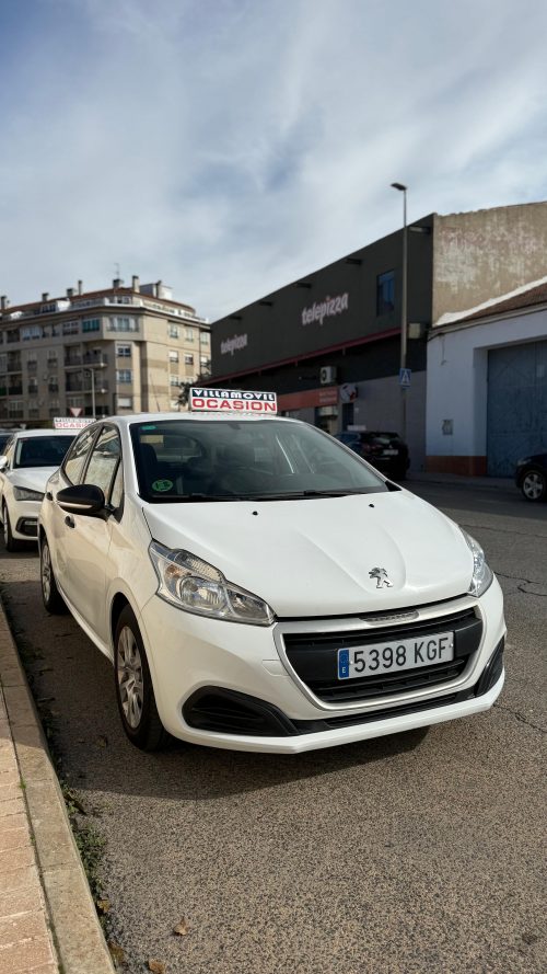 Peugeot 208